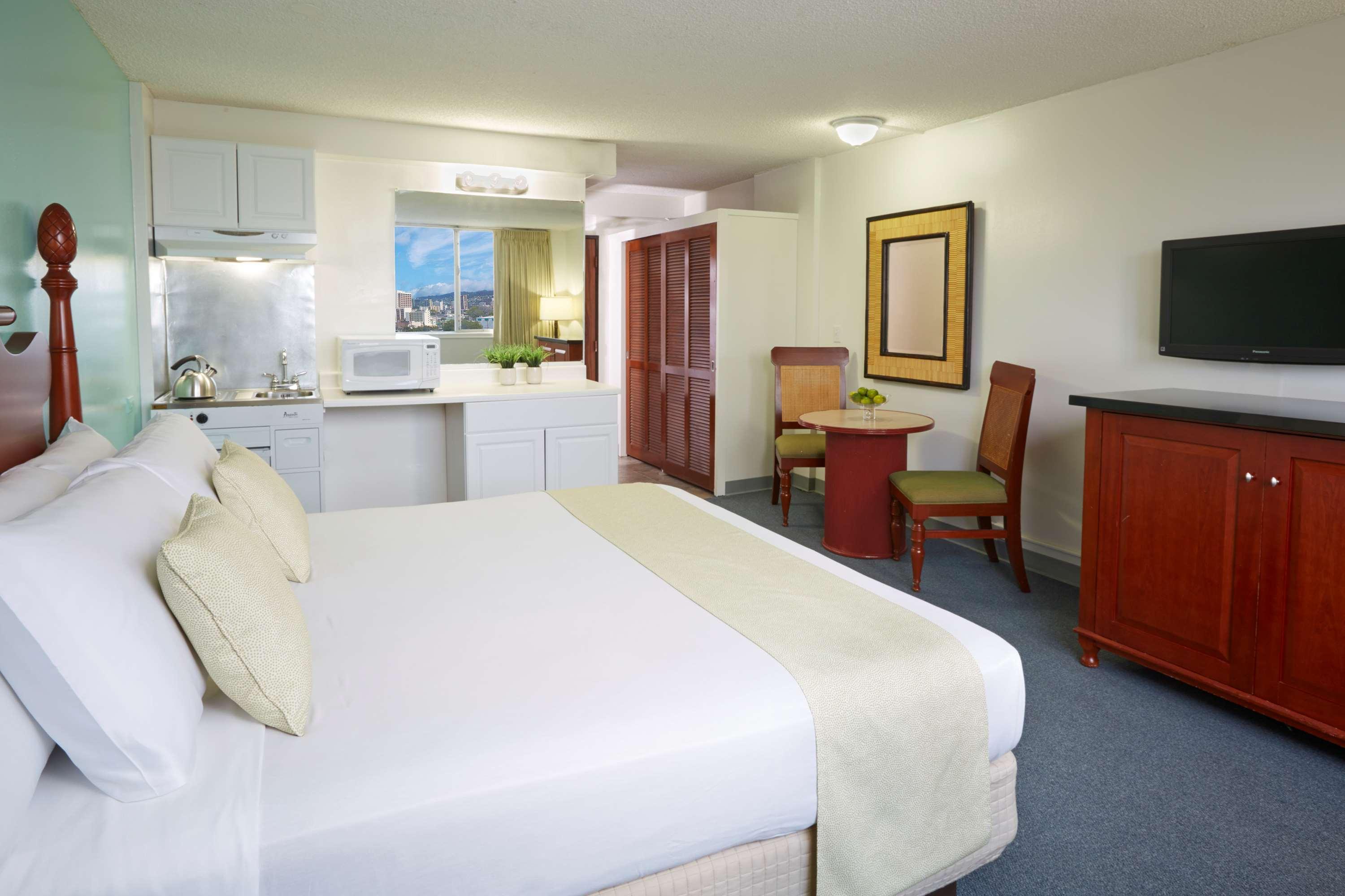 Pagoda Hotel Honolulu Bagian luar foto