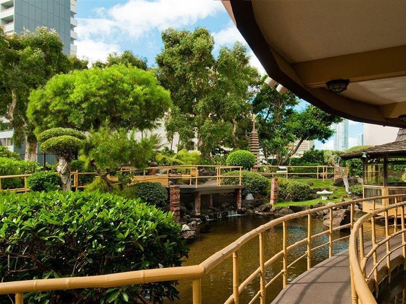 Pagoda Hotel Honolulu Bagian luar foto