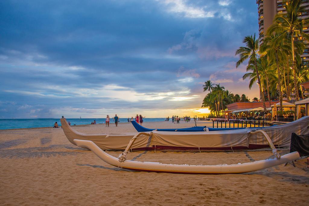 Pagoda Hotel Honolulu Bagian luar foto