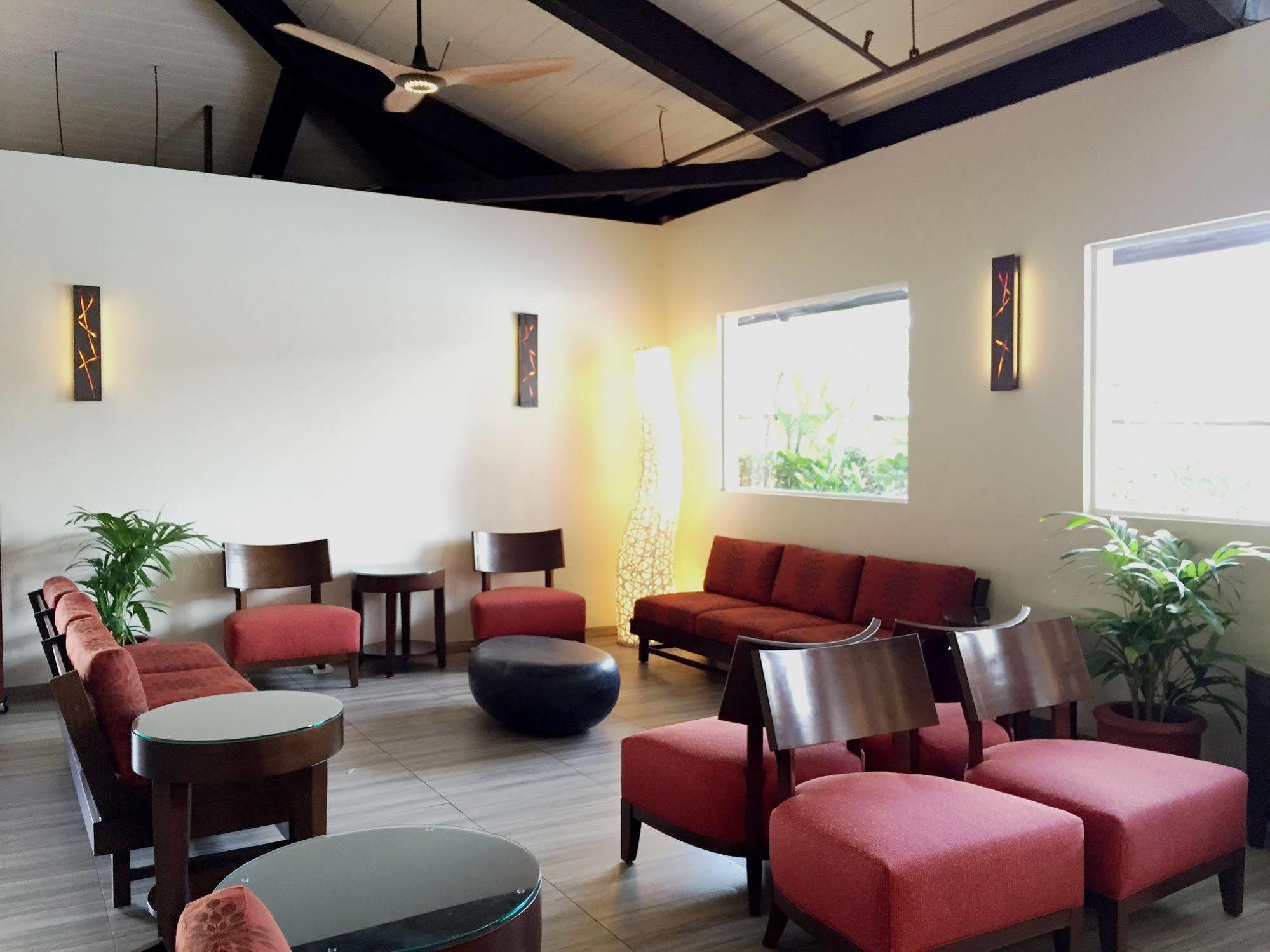 Pagoda Hotel Honolulu Bagian luar foto