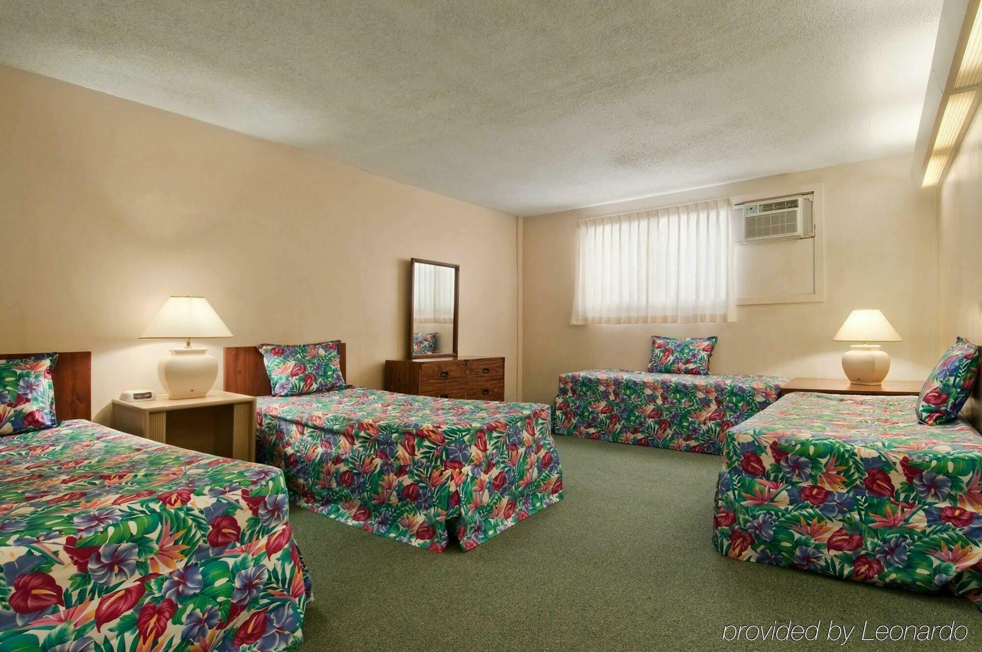 Pagoda Hotel Honolulu Bagian luar foto